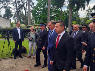 Гогановић: Часно обиљежавање Дана војске Српске нико не може забранити