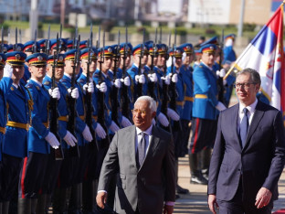 Vučić sa Koštom: Srbija posvećena evropskom putu