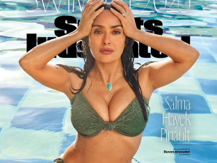 Salma Hajek vrelim kadrovima zapalila mreže