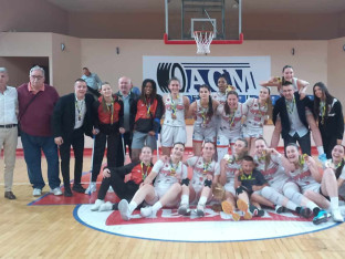 Šampionski het-trik Orlova
