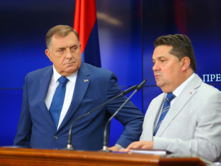 Obustavljene isplate SNSD-u i Ujedinjenoj Srpskoj