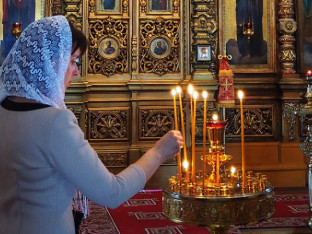 SPC danas slavi Jovana Bogoslova: Žene poštuju ovaj običaj