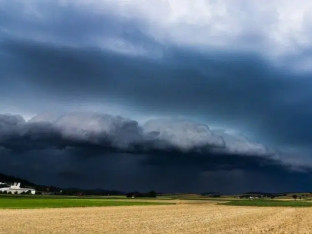 Upozorenje na vremenske nepogode, upaljen crveni meteoalarm