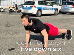 Sklekovi ispred Vlade Srpske: Šulićev video hit na mrežama (VIDEO)