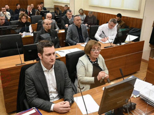 Svjedoci na suđenju za “Korona ugovore”: Zaštitna odijela stizala  u vrećama bez deklaracije