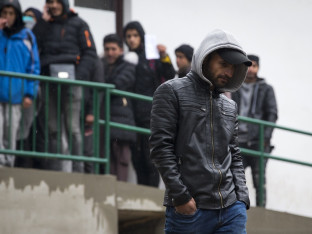 Ko u BiH prodaje oružje migrantima