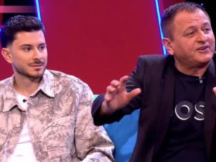 Rade Lacković prvi put u javnosti sa sinom