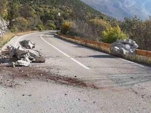 OPREZ: Opasnost od odrona u usjecima