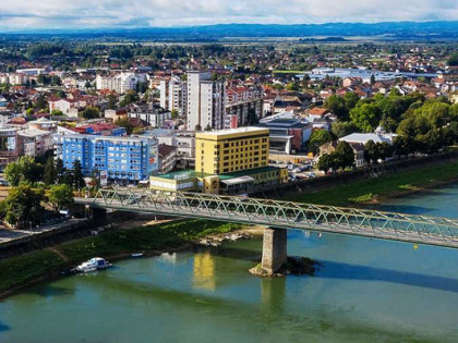 "Zeleno svjetlo" za bescarinsku zonu u Gradišci