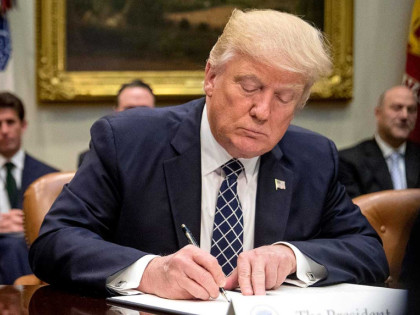 Трамп очекује "добре ствари" од састанка Москве и Кијева
