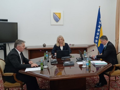 Предсједништвo БиХ на ванредној сједници о буџету