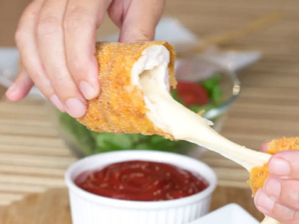 Recept dana: Štapići od piletine i sira