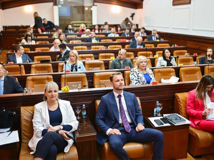 Станивуковић: Приједлог буџета упућен у скупштинску процедуру, 15. пут предлажемо нерадну недјељу
