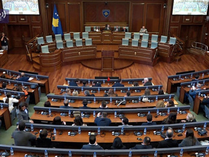Poslanici Srpske liste odbili da odaju počast Hotiju