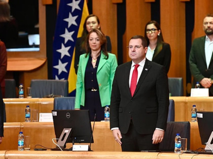 Delegati SNSD-a srušili kvorum, ništa od smjena