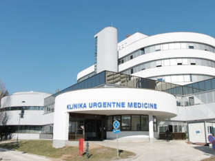 Preminuo tinejdžer na kojeg je pao gol