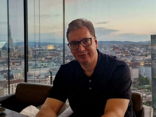 Odbačena inicijativa da Vučić bude lišen poslovne sposobnosti