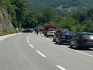 Danas poginulo četvoro ljudi, policija apeluje na vozače