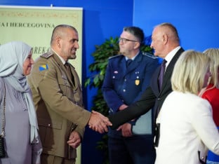 Helezov Bajramski prijem bez prisustva američkih diplomata