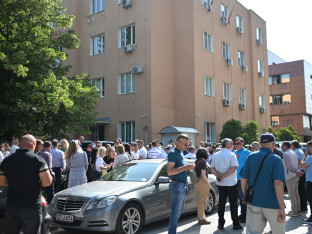 Protestni skup ispred Tužilaštva, zatraženo hitno puštanje (VIDEO)