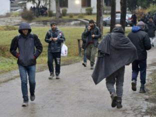 Mještani Blažuja u strahu zbog migranata, prijete blokadom saobraćajnica