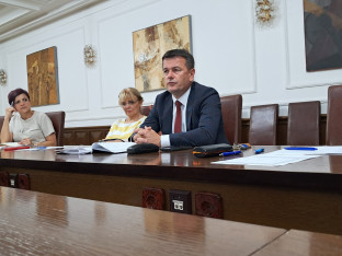 Почињу састанци са грађанима, појачане контроле потрошње воде