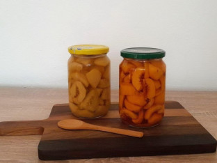 Recept dana: Domaći kompot od kajsija i bresaka