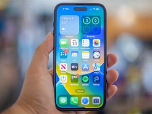 Најновији iPhone 20 ће бити израђен од једног комада стакла
