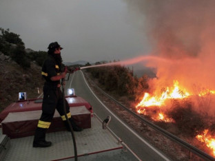 Veliki požar na hrvatskom primorju: Vatra se širi prema kućama