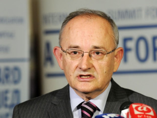 Ljubić: Spoljnu politiku urediti kao odbranu