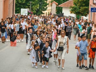 Održan "Mrkonjićki karneval" FOTO