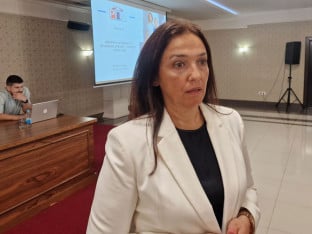 Tanasić: Nedovoljna fizička aktivnost uzrok deformiteta kod djece, a ne đačke torbe
