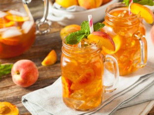 Recept dana: Domaći ledeni čaj od bresaka