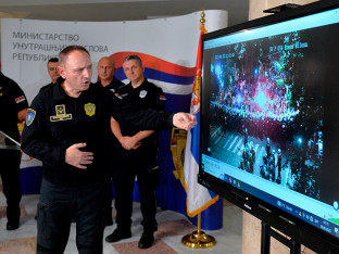 Dirktor policije o incidentima u Beogradu