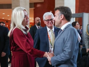 Cvijanovićeva u Sevilji razgovarala sa Makronom, Kostom i Milatovićem