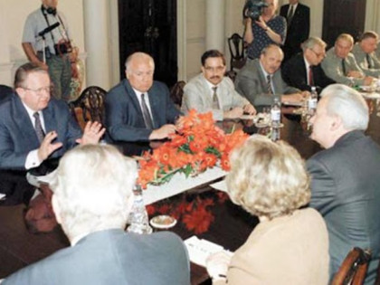 Na današnji dan Milošević je prihvatio plan Ahtisarija i Černomirdina