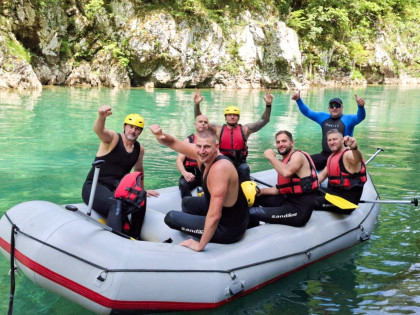 СВЈЕТСКА ПРОМОЦИЈА ФОЧЕ – Денвер објавио фотографије Јокића са рафтинга