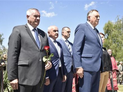 Додик: Српска зна шта хоће и поштује себе