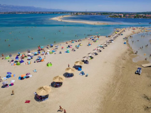 Muškarcima ulaz zabranjen: Ova crnogorska plaža je raj za žene