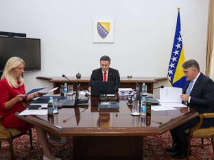 „GLAS“ saznaje: Bećirović i Komšić glasali protiv smjene Harisa Bašića