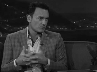 Preminuo Džulijan Mekmen, glumac iz "Fantastične četvorke" i "Čari"