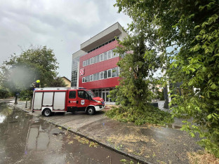 Nevrijeme zahvatilo dijelove Srpske (FOTO, VIDEO)