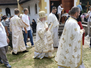 Vjernici iz tri  opštine u litiji  na Crkvinama