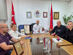 Zlatne plakete Bokserskog saveza  za "Glas Srpske" i SC "Borik"