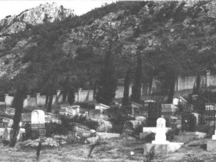 Mostar: Oskrnavljeno jevrejsko groblje, napadnuta članica jevrejske opštine