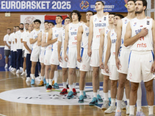 Mladi košarkaši Srbije deklasirali Sloveniju