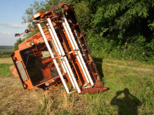 Tragedija kod Prijedora: Poginuo vozač kombajna