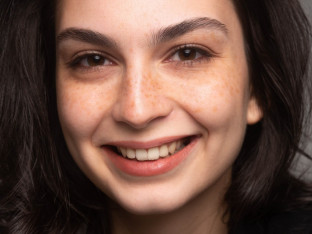Mila Prosan za „Glas“: Sanjam pozorište koje nije luksuz, već potreba!
