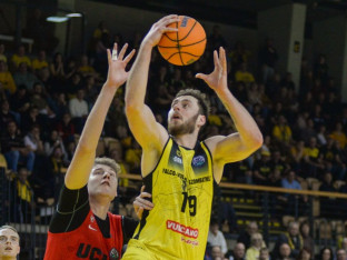 Nikola Popović za "Glas": Želim da se borim za trofeje