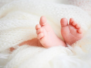 Pjevač dobio osmo dijete sa osmom suprugom